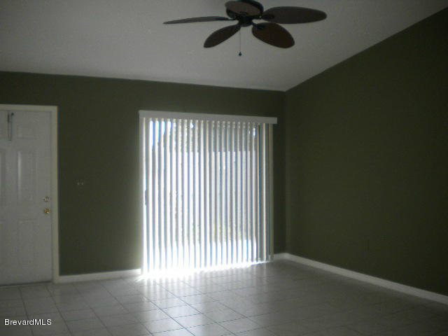 1948 Quail Ridge Court, Unit 904 Cocoa, FL 32926 - Photo 4 of 19 living