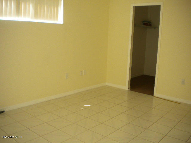 1948 Quail Ridge Court, Unit 904 Cocoa, FL 32926 - Photo 10 of 19 bed2