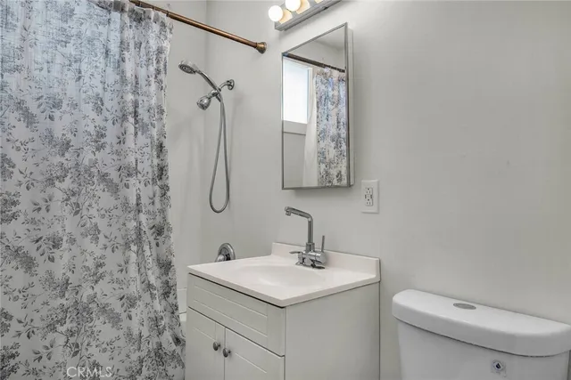 $3,500 | 17608 Martha Street, Encino, CA 91316