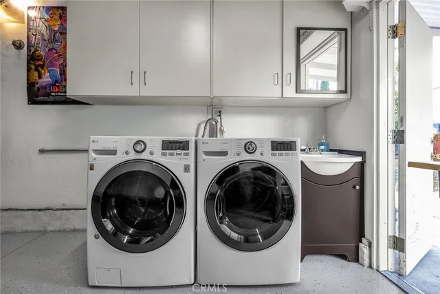 $3,500 | 17608 Martha Street, Encino, CA 91316