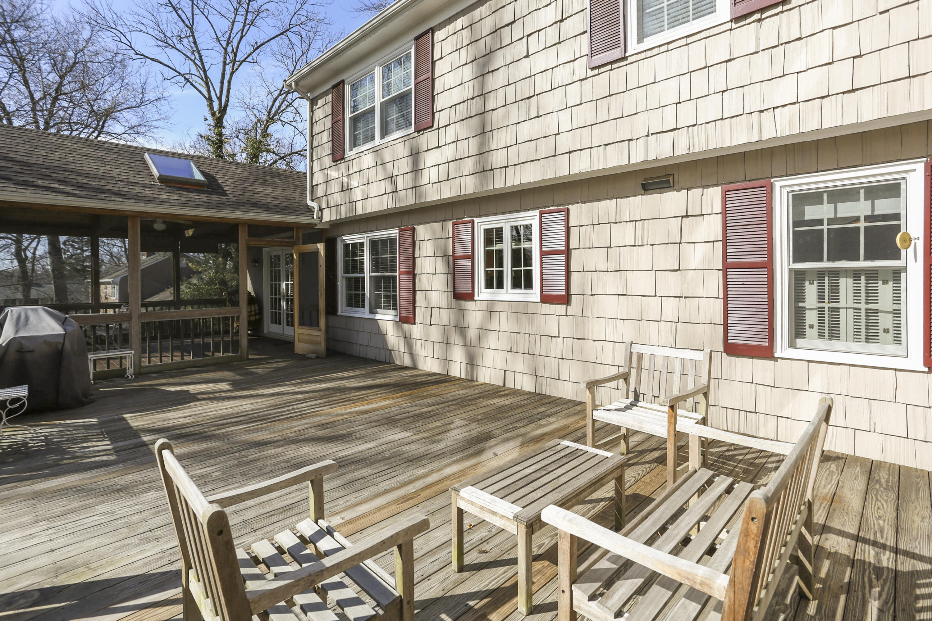28 Miller Road Darien, CT 06820 - Photo 32 of 40 031-photo-rear-view-8106563