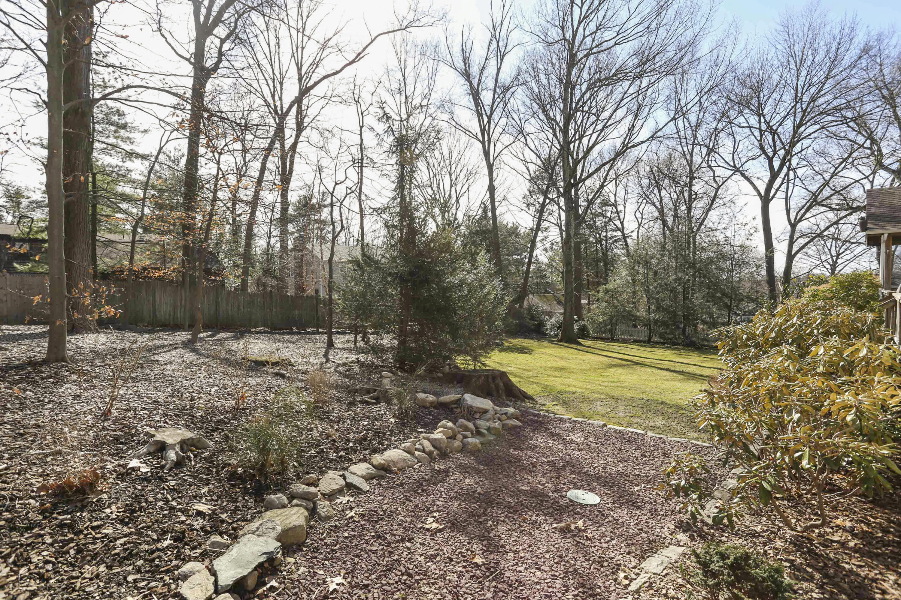 28 Miller Road Darien, CT 06820 - Photo 36 of 40 035-photo-exterior-8106565