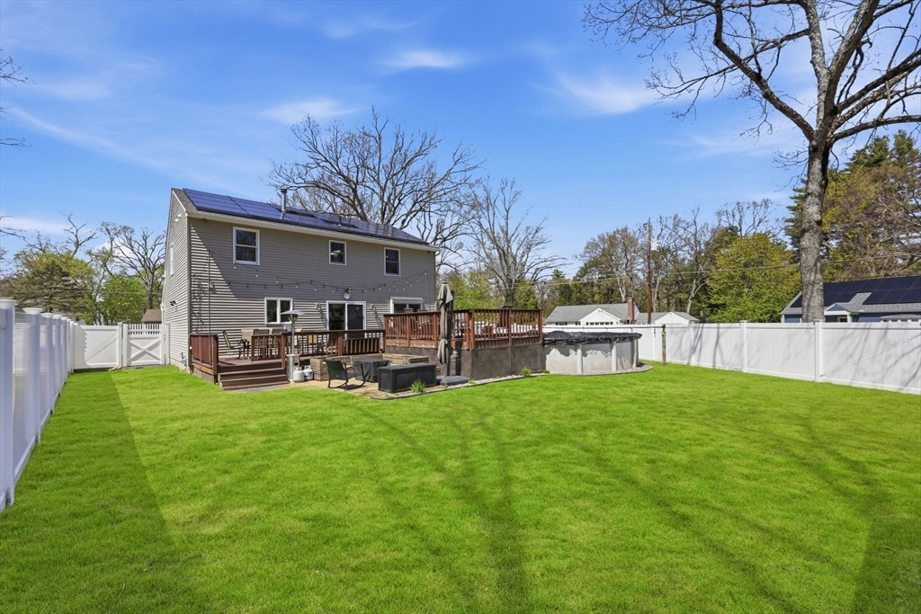 33 Winding Lane Springfield, MA 01118 - Photo 37 of 42