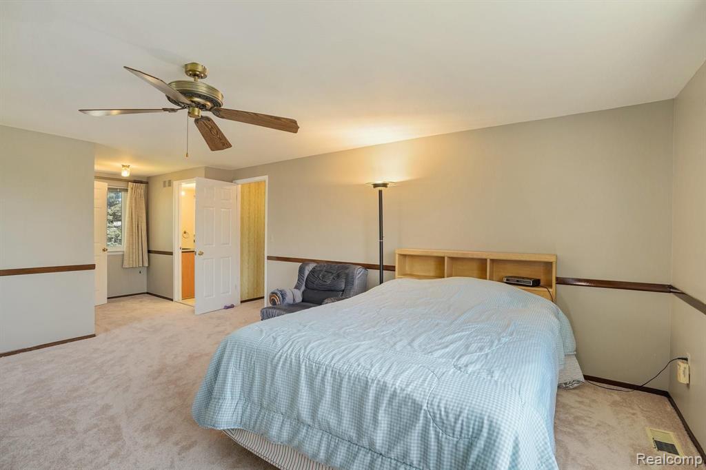 691 Abbey Court Rochester Hills, MI 48307 - Photo 21 of 39