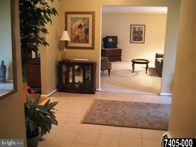 2341 Merrill Road York, PA 17403 - Photo 2 of 21