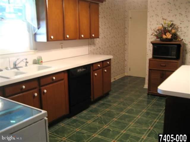 2341 Merrill Road York, PA 17403 - Photo 7 of 21