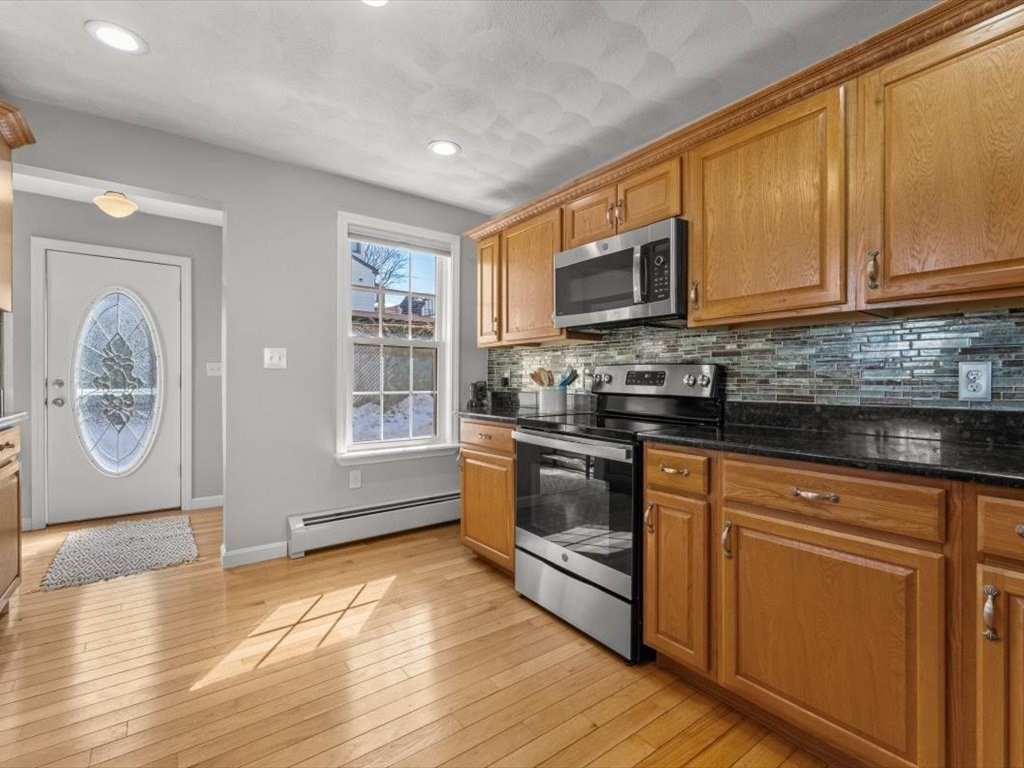 129 A Wilson Road Nahant, MA 01908 - Photo 8 of 41 Gallery Image 8