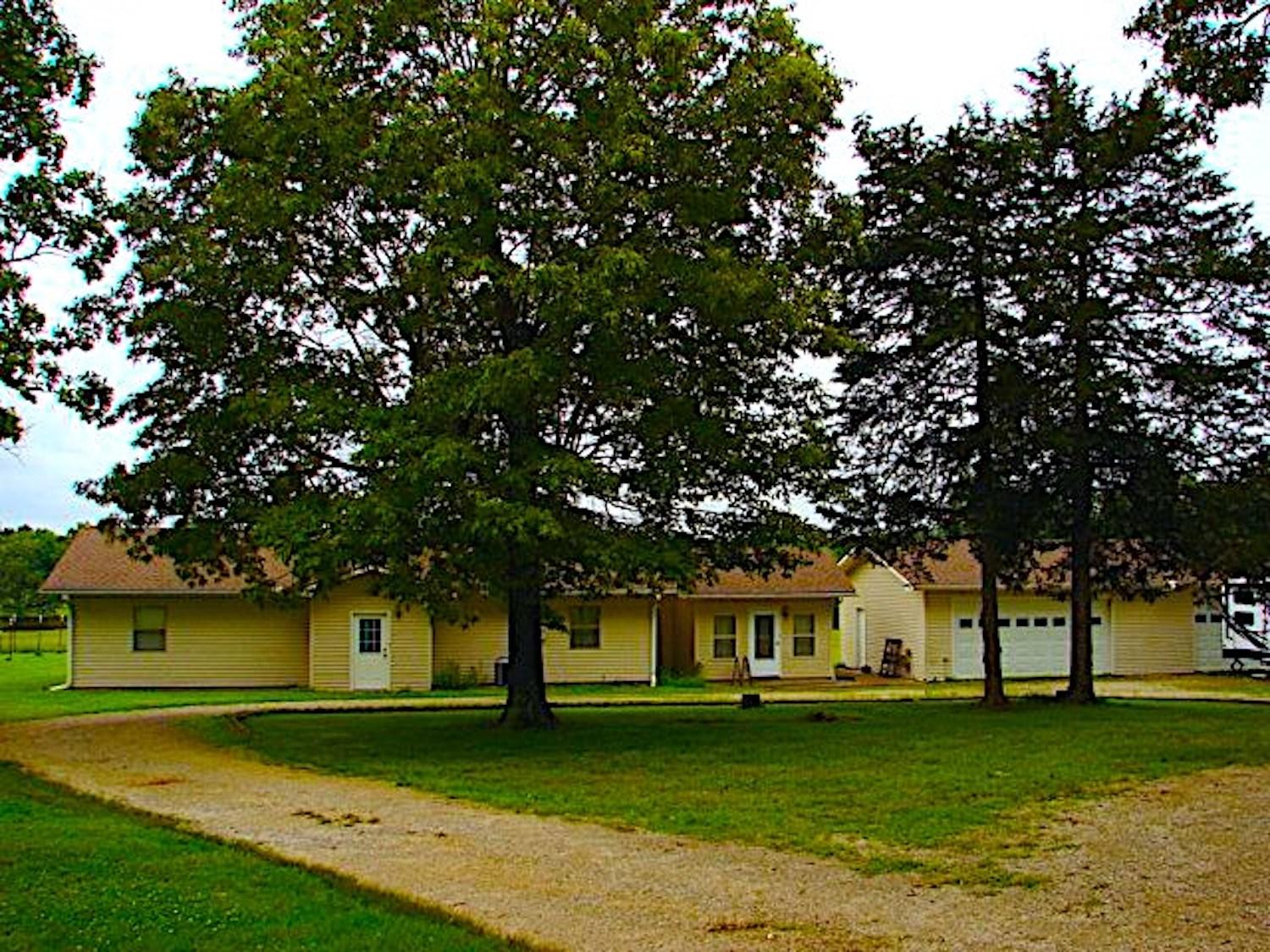 Home for sale in Camp
