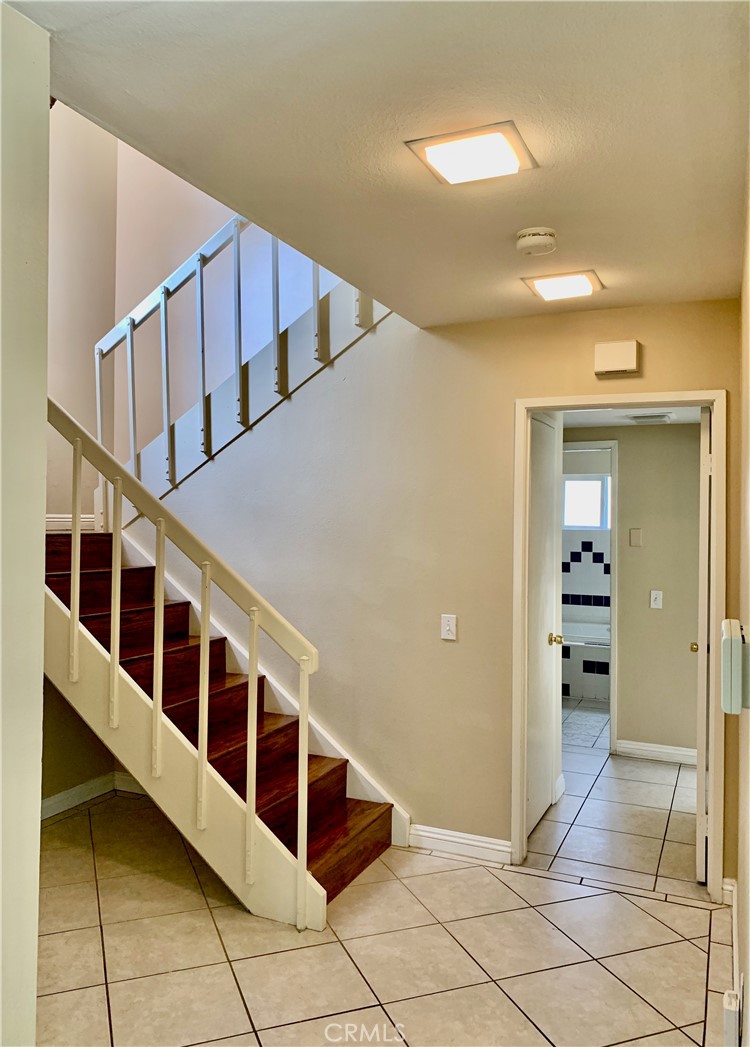 15 Butler Street Irvine, CA 92612 - Photo 12 of 37 a view of entryway