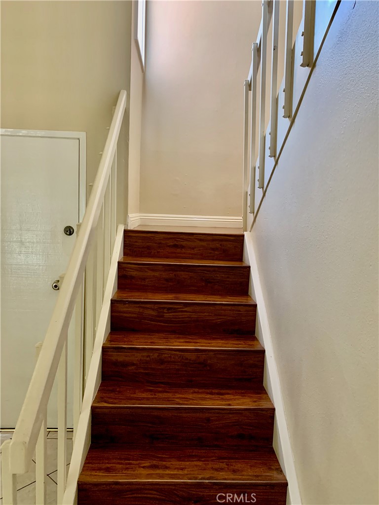 15 Butler Street Irvine, CA 92612 - Photo 19 of 37 a view of entryway
