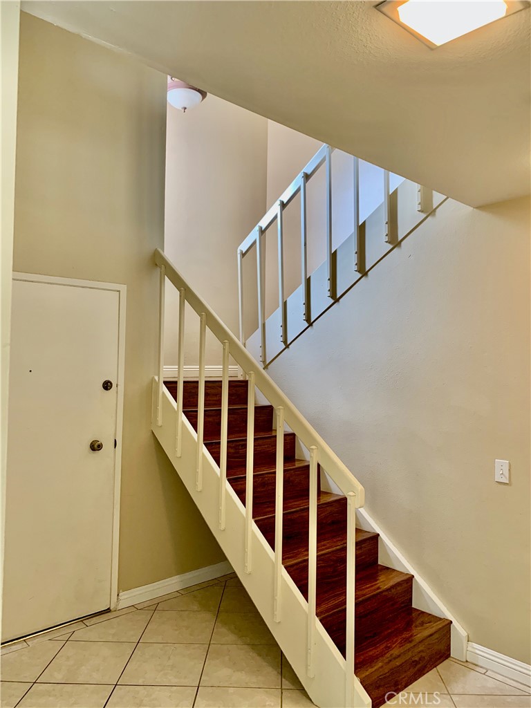 15 Butler Street Irvine, CA 92612 - Photo 6 of 37 a view of entryway