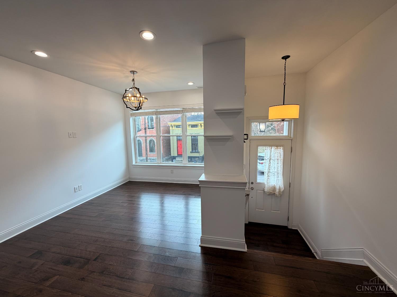 540 Slack Street Cincinnati, OH 45202 - Photo 2 of 36