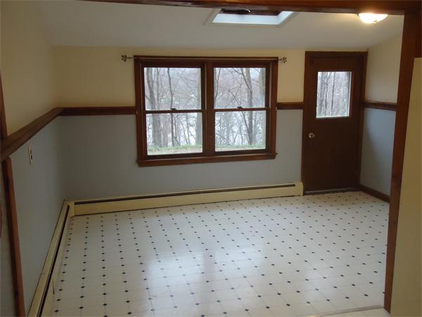 3 Chestnut Street Merrimac, MA 01860 - Photo 5 of 17 Gallery Image 5