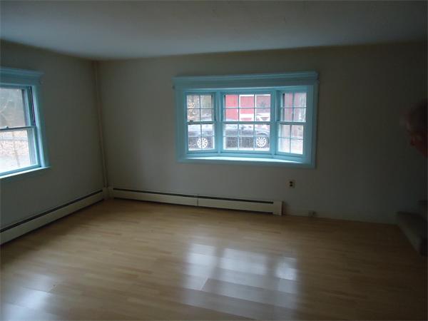 3 Chestnut Street Merrimac, MA 01860 - Photo 6 of 17 Gallery Image 6