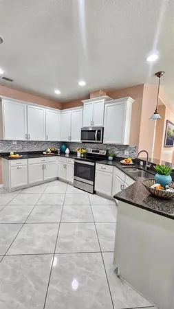 $449,900 | 11114 Hartford Fern Drive, Riverview, FL 33569