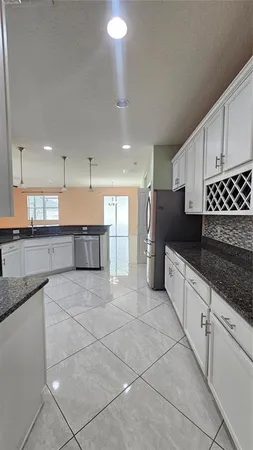 $449,900 | 11114 Hartford Fern Drive, Riverview, FL 33569