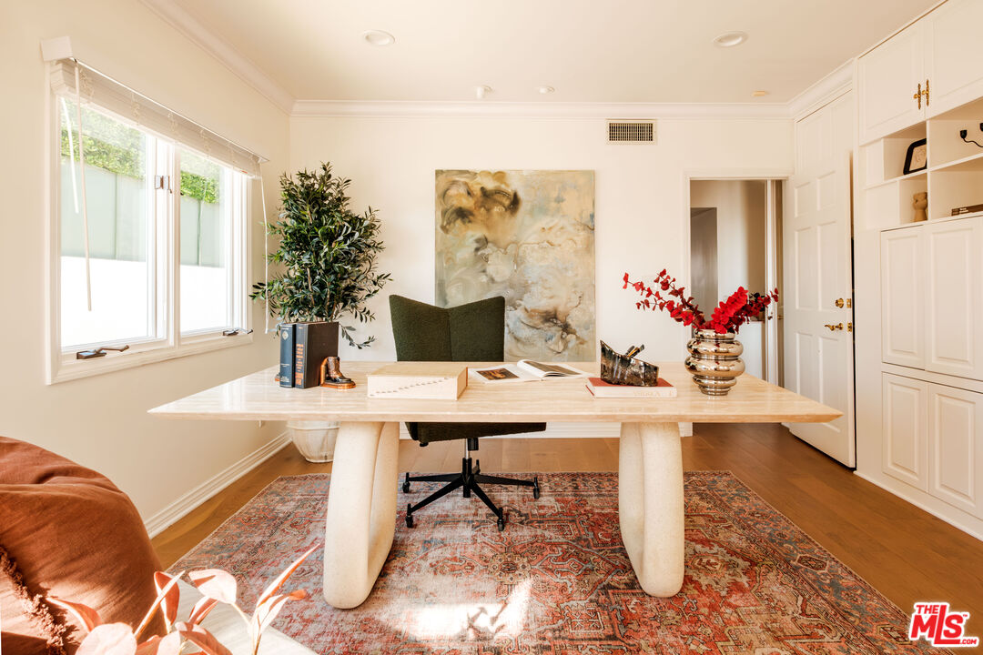 905 Berkeley Street Santa Monica, CA 90403 - Photo 23 of 33