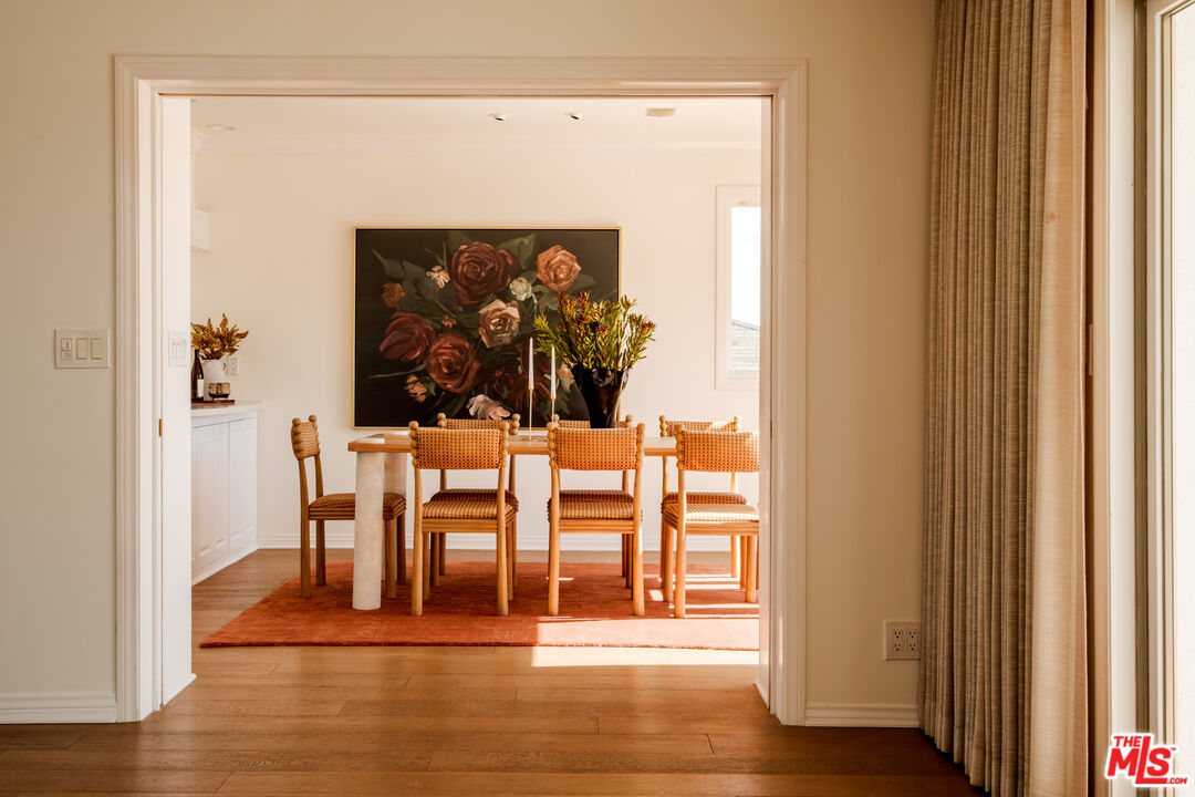 905 Berkeley Street Santa Monica, CA 90403 - Photo 5 of 33