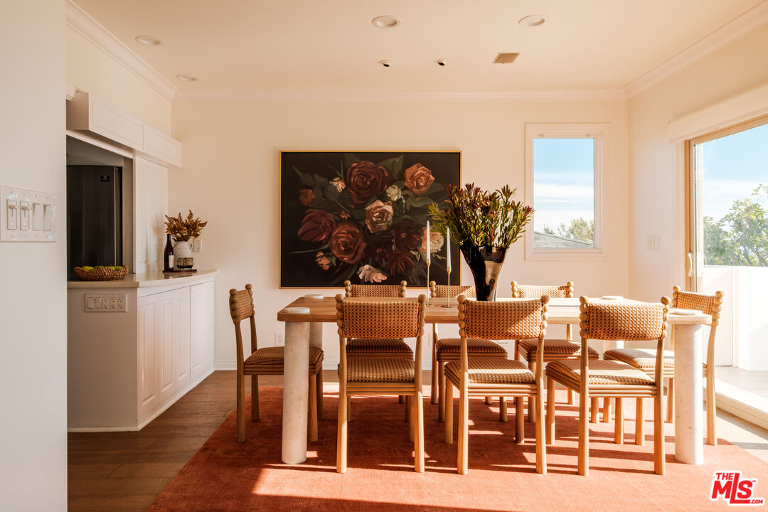 905 Berkeley Street Santa Monica, CA 90403 - Photo 6 of 33