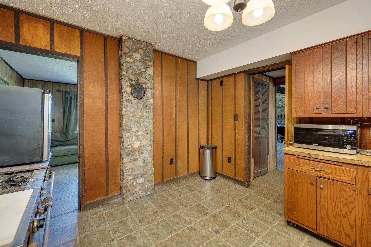 3072 Pine Grove Road Stanley, VA 22851 - Photo 6 of 75 Gallery Image 6