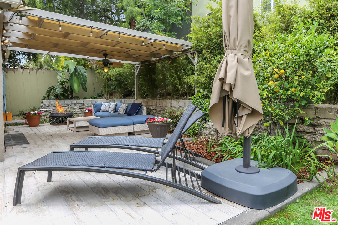 10317 Walavista Road Los Angeles, CA 90064 - Photo 20 of 21