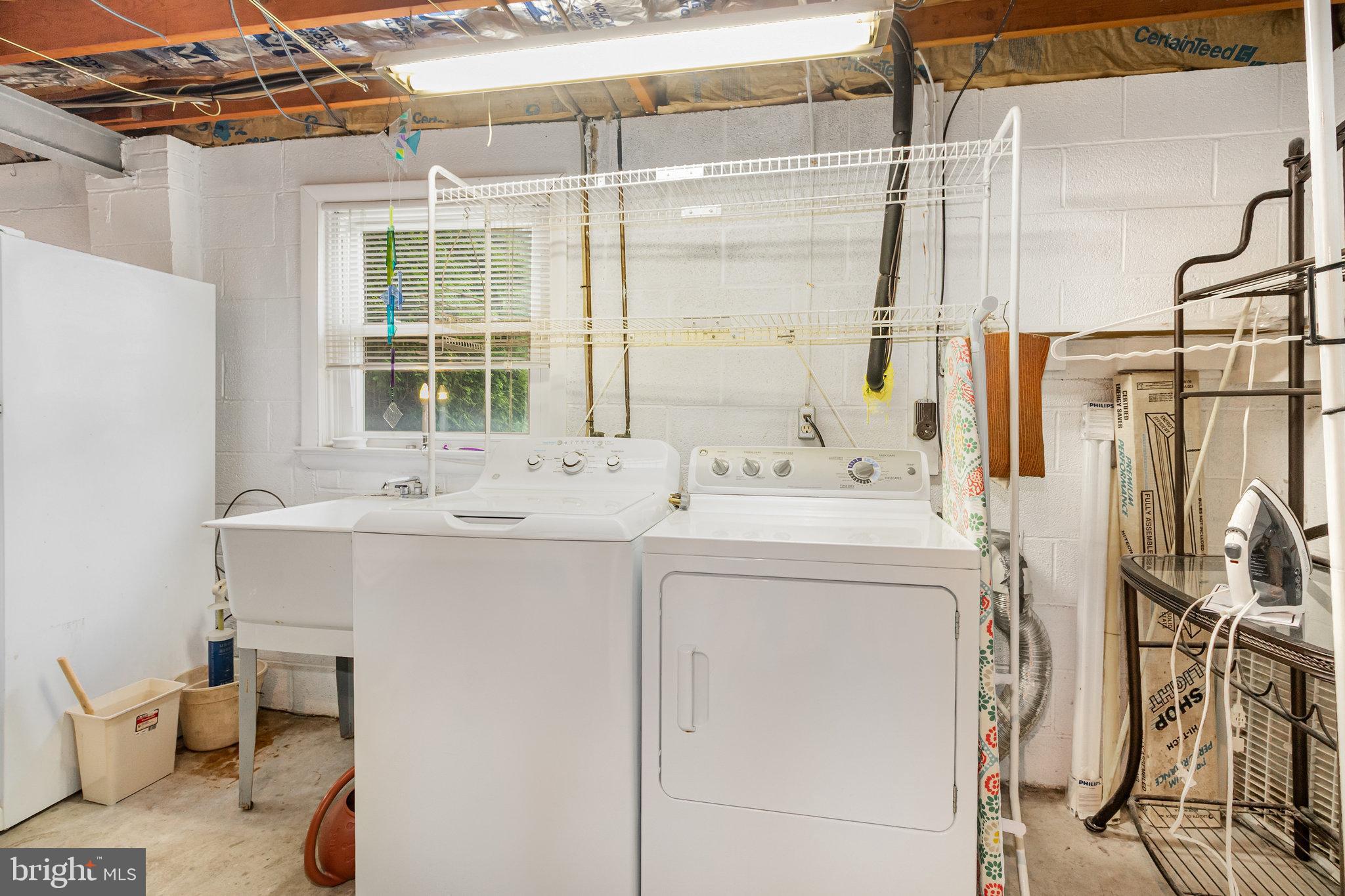 414 Trudy Road Harrisburg, PA 17109 - Photo 24 of 26 a bathroom with a sink and a mirror