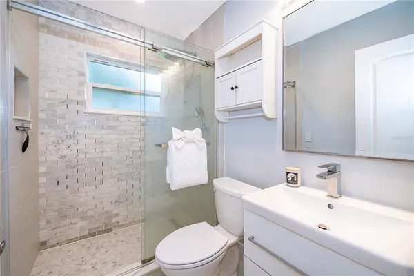 $2,000 | 1024 Canovia Avenue, Orlando, FL 32804