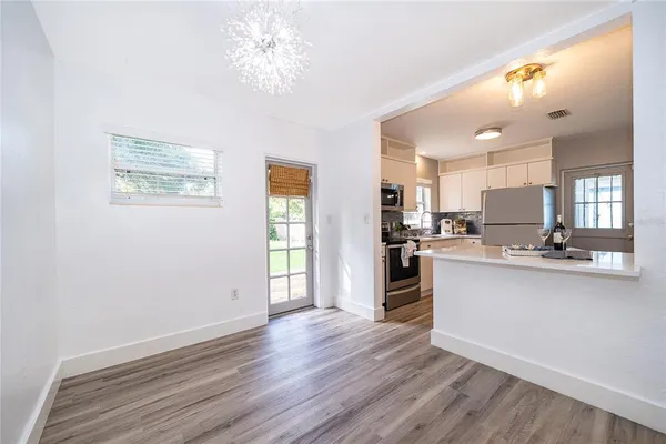 $2,000 | 1024 Canovia Avenue, Orlando, FL 32804