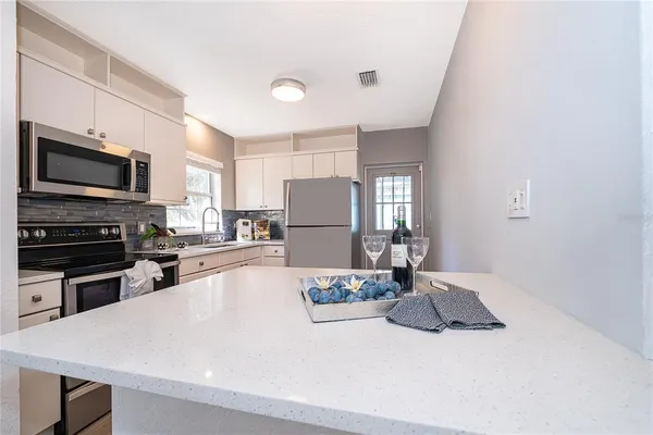 $2,000 | 1024 Canovia Avenue, Orlando, FL 32804