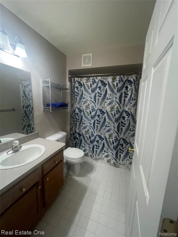 20656 Dunham Road Clinton Township, MI 48038 - Photo 28 of 36
