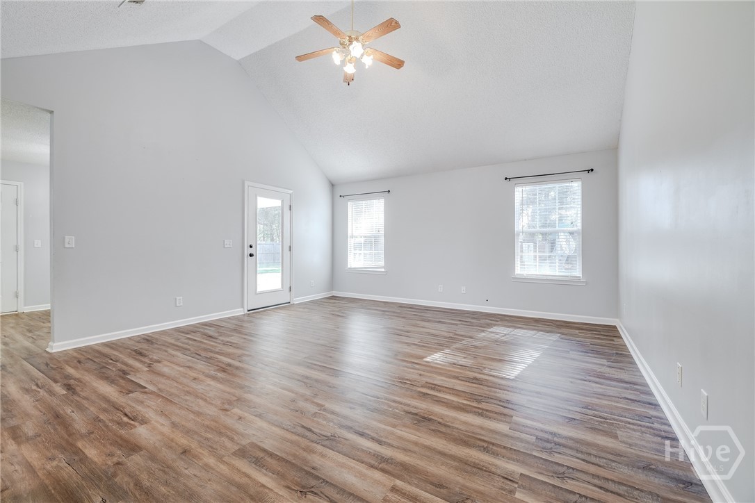 107 Teal Drive Springfield, GA 31329 - Photo 8 of 33