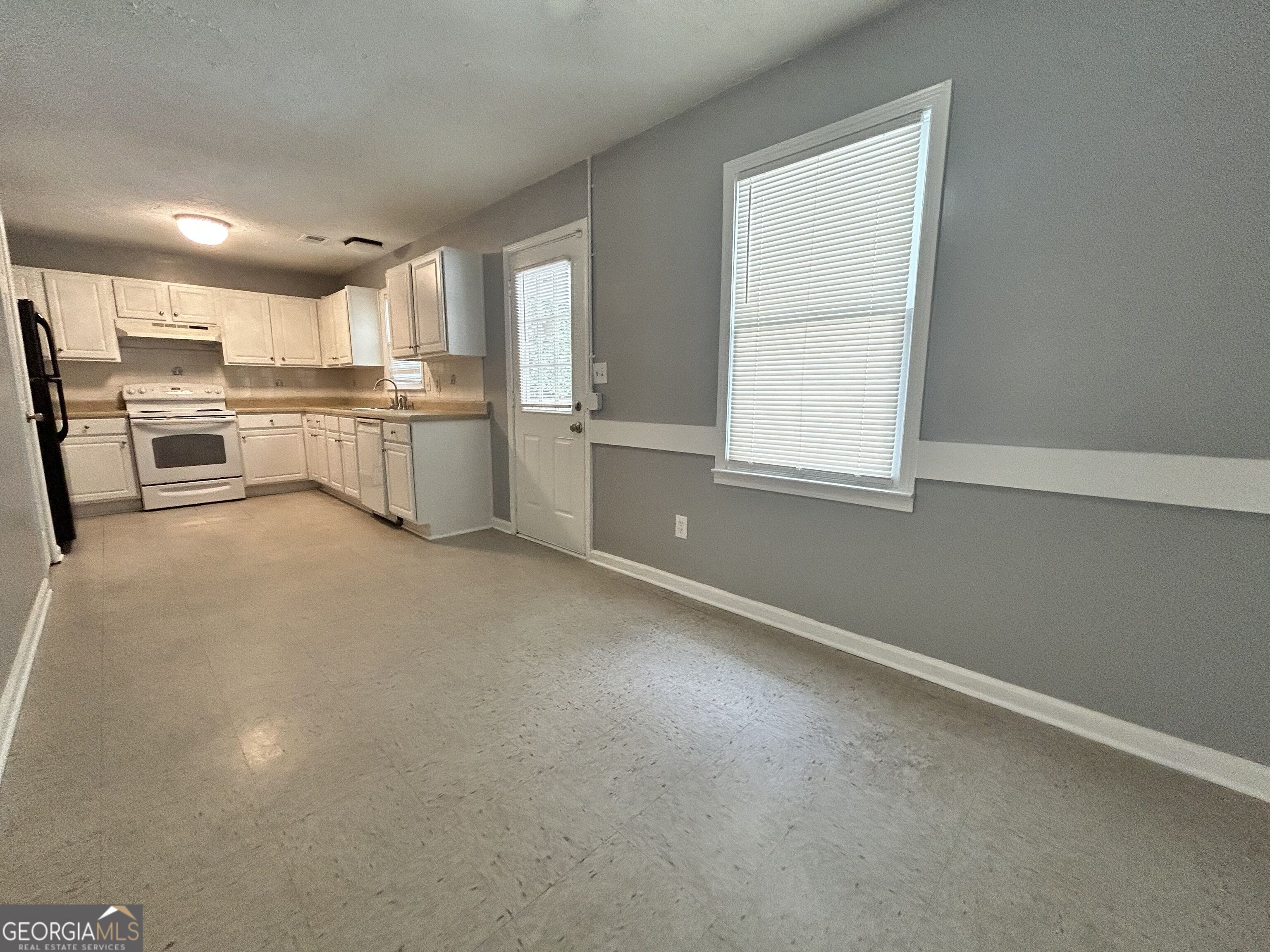 110 Roberts Road Covington, GA 30016 - Photo 11 of 34 Gallery Image 11