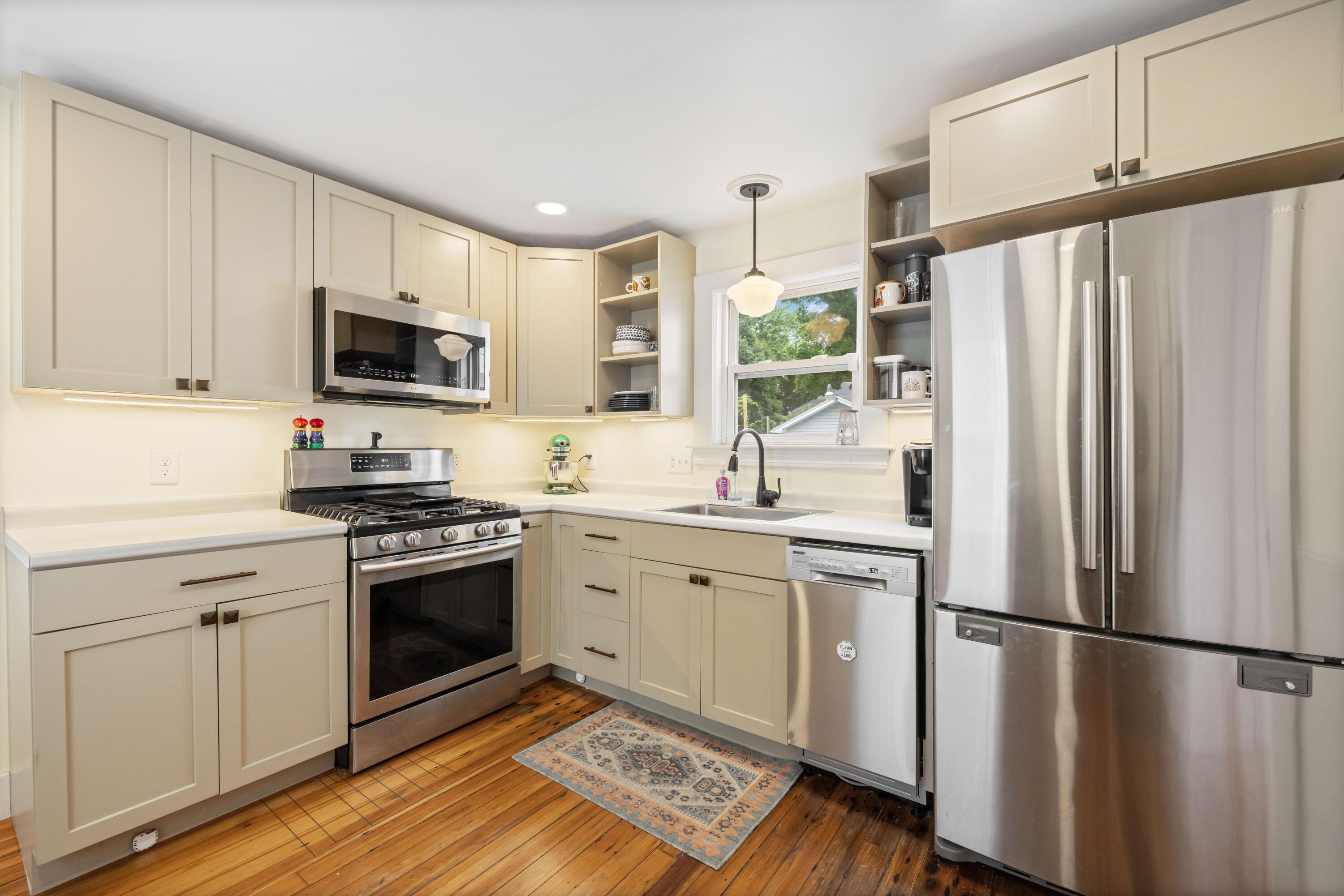 28 Elm Street Sanford, ME 04073 - Photo 12 of 38 3G0A8639