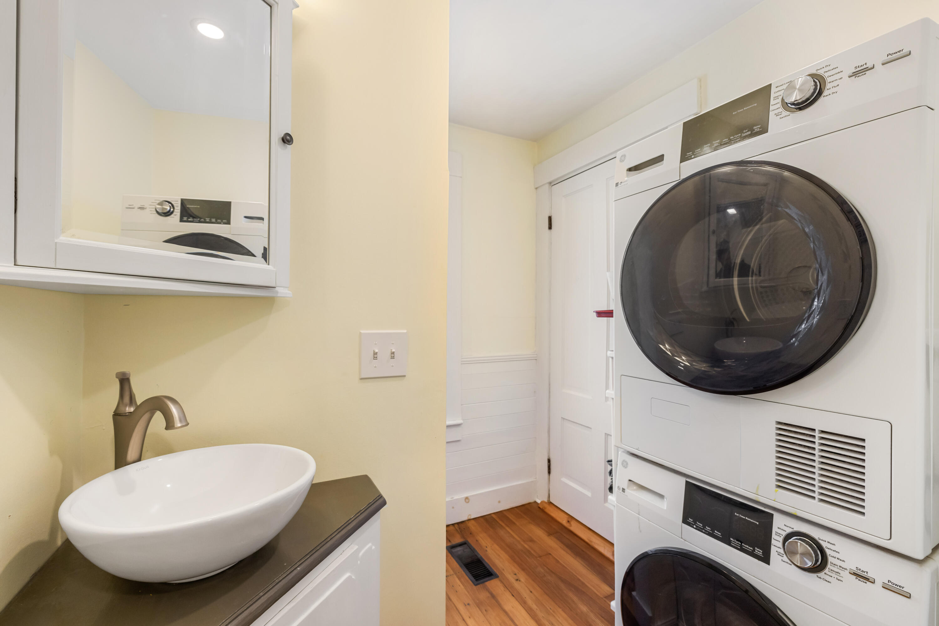 28 Elm Street Sanford, ME 04073 - Photo 25 of 38 3G0A8651