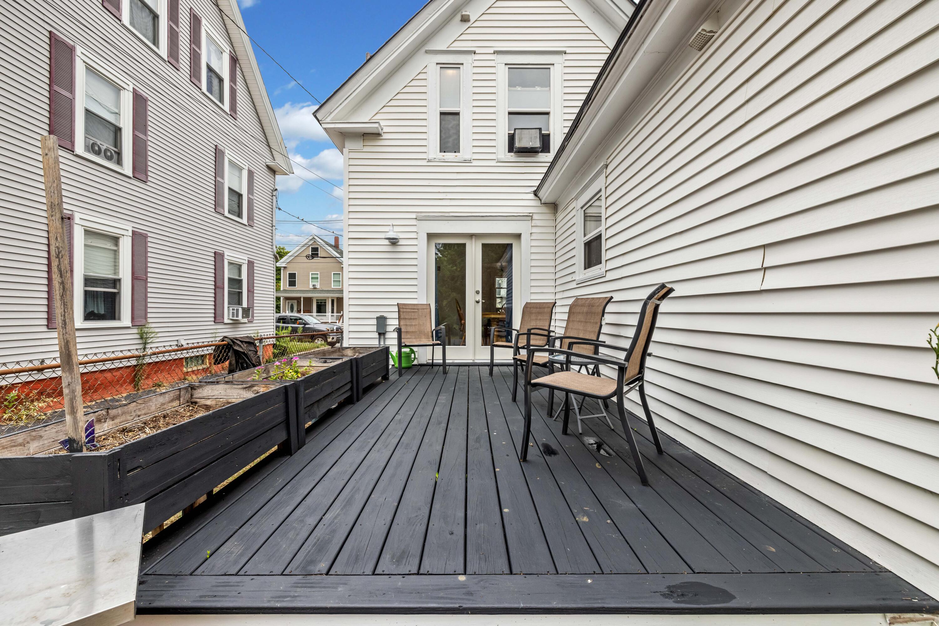 28 Elm Street Sanford, ME 04073 - Photo 34 of 38 3G0A8676