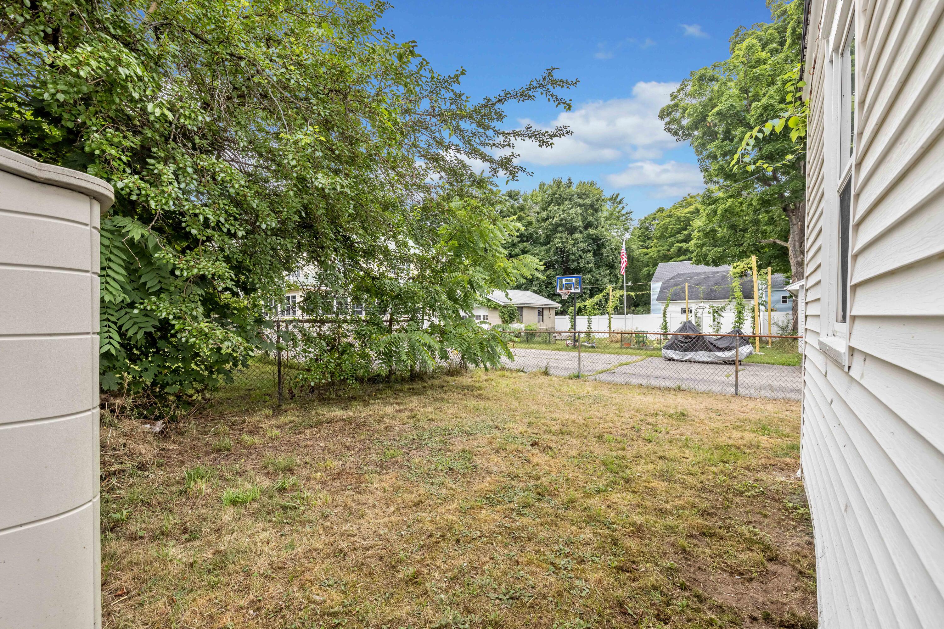 28 Elm Street Sanford, ME 04073 - Photo 36 of 38 3G0A8688