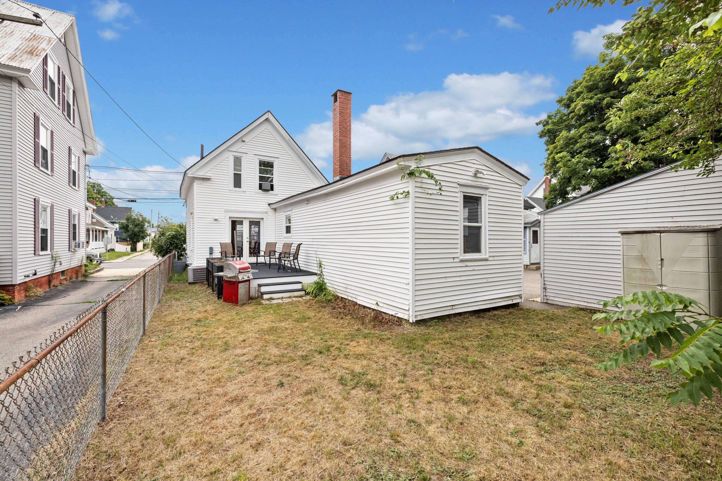 28 Elm Street Sanford, ME 04073 - Photo 37 of 38 3G0A8694