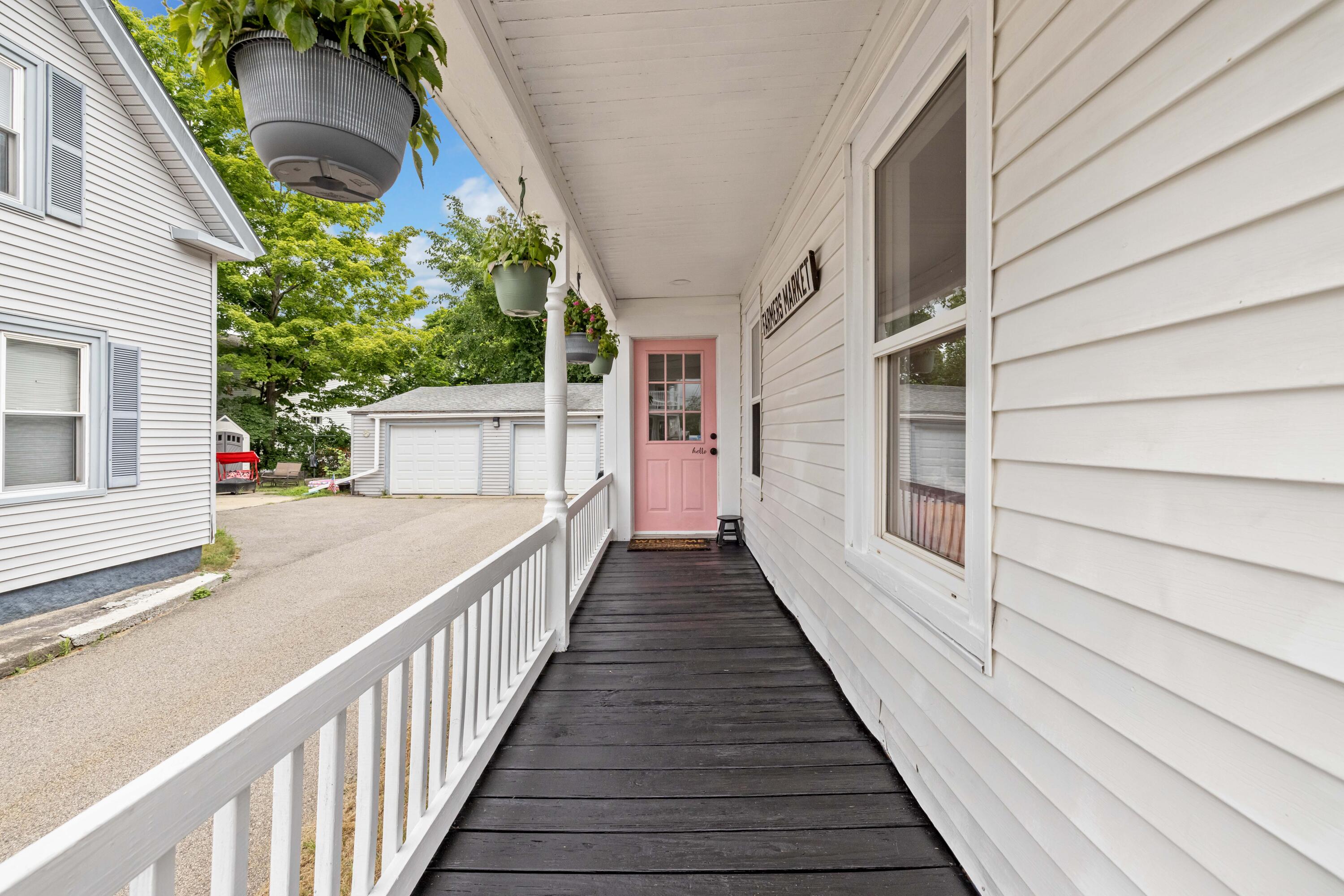 28 Elm Street Sanford, ME 04073 - Photo 6 of 38 3G0A8700
