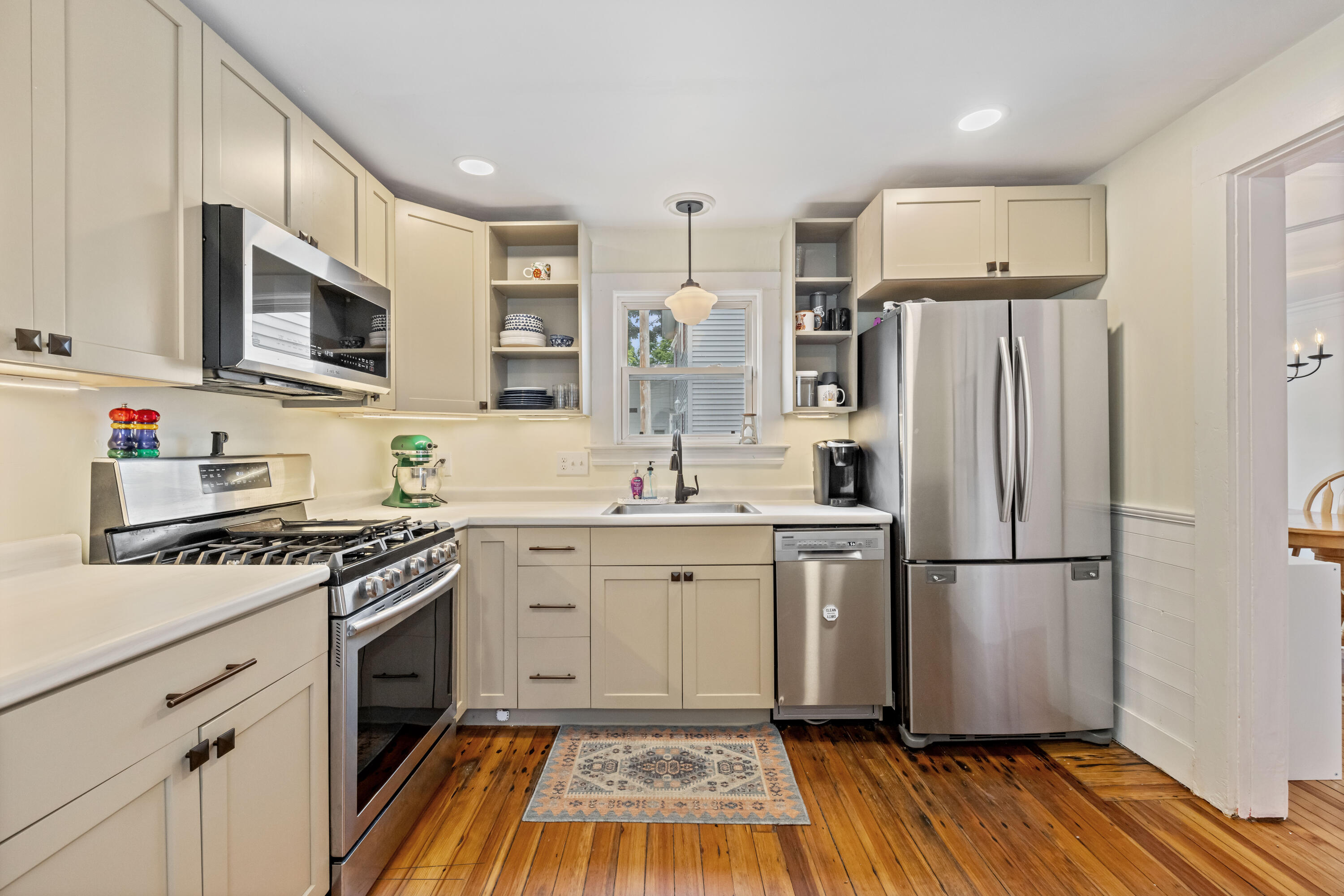 28 Elm Street Sanford, ME 04073 - Photo 7 of 38 3G0A8633