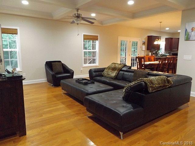 409 Burns Road Clover, SC 29710 - Photo 6 of 29