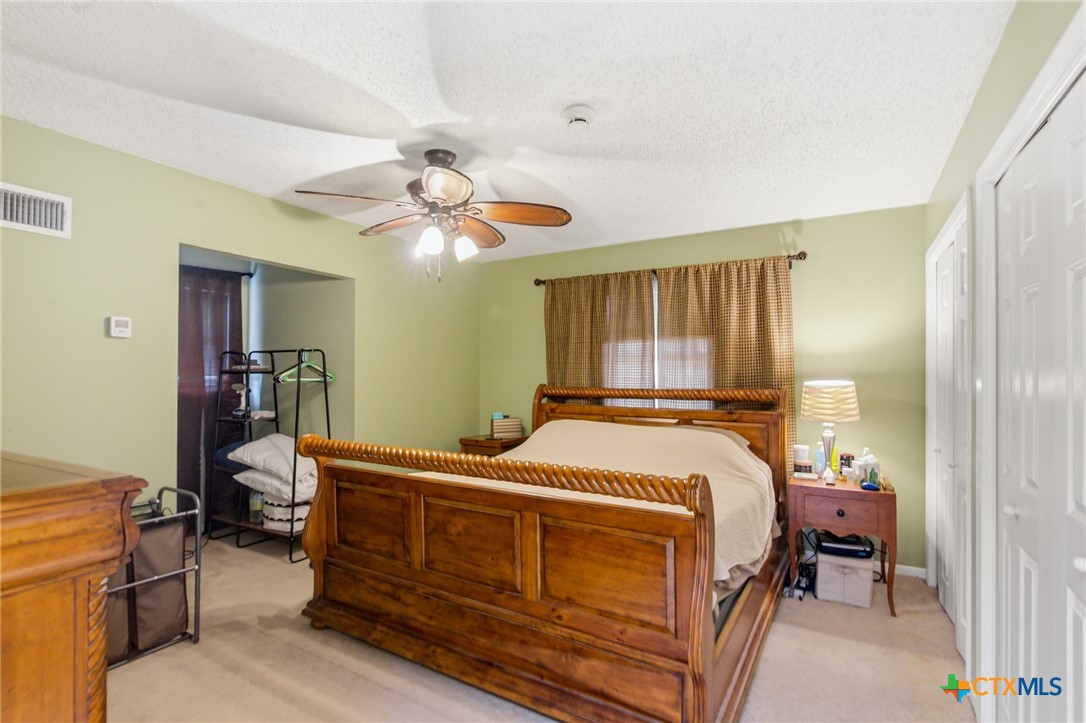 234 Maguey Road Victoria, TX 77905 - Photo 19 of 48