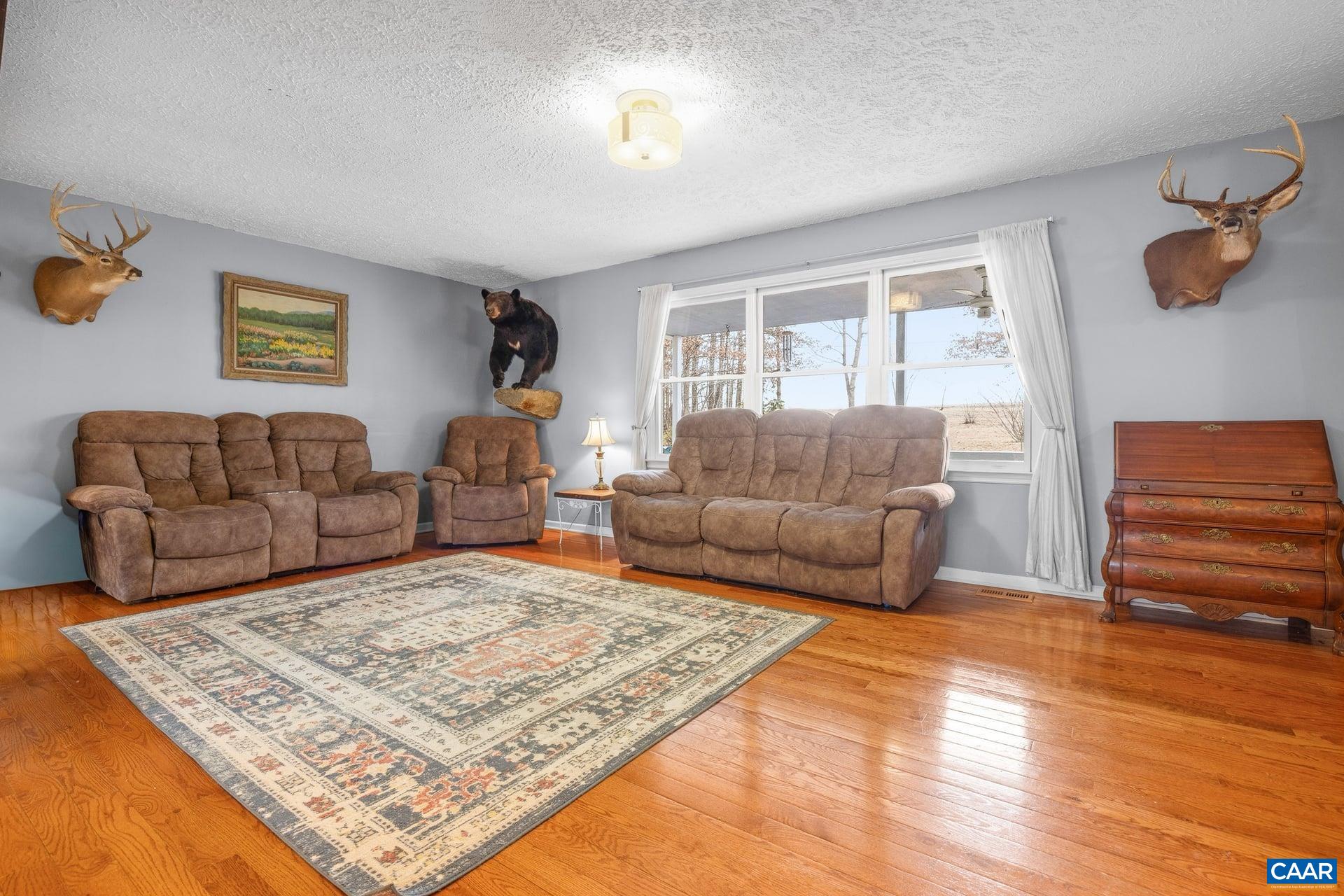 2325 Martin Kings Road Scottsville, VA 24590 - Photo 18 of 46