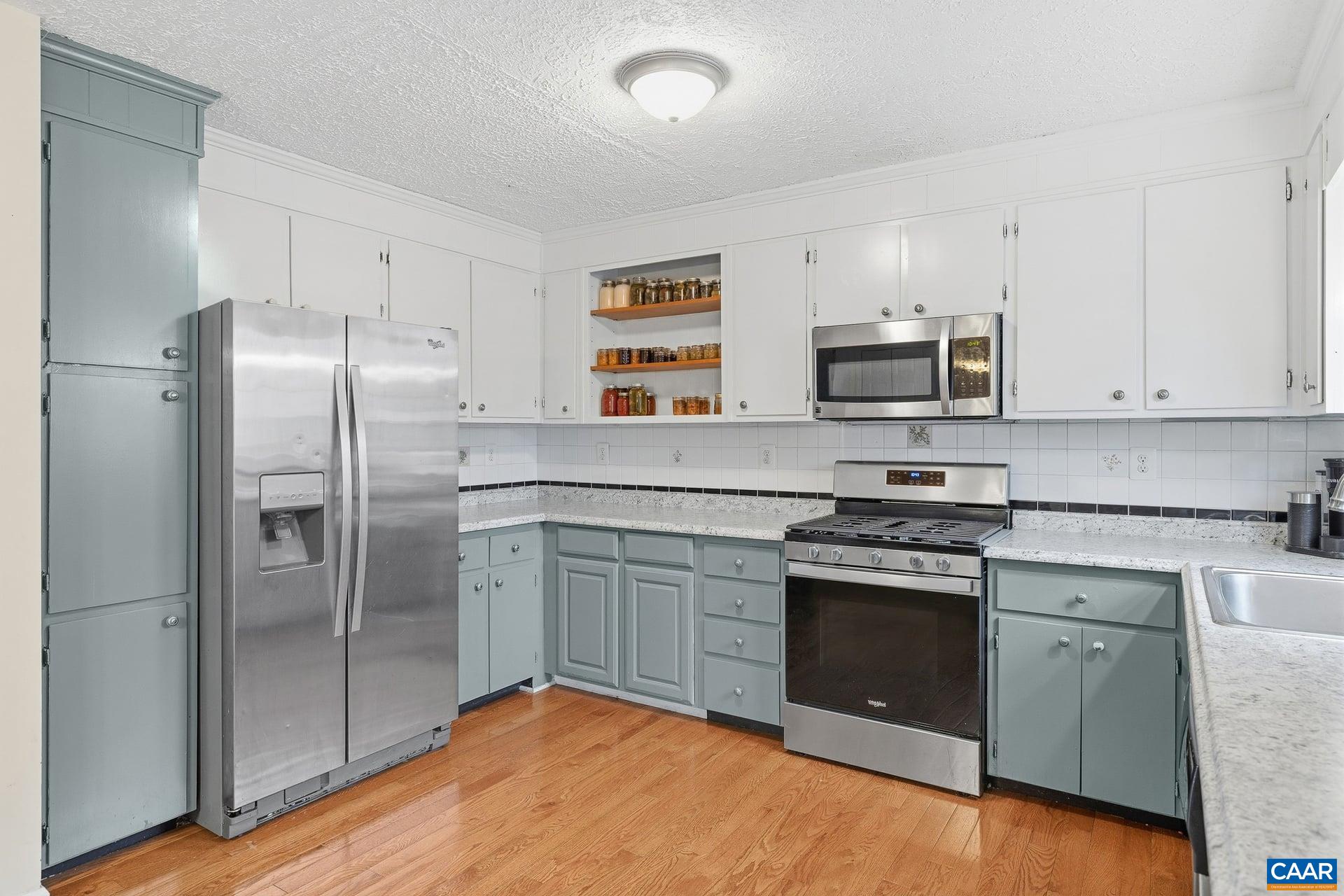 2325 Martin Kings Road Scottsville, VA 24590 - Photo 23 of 46