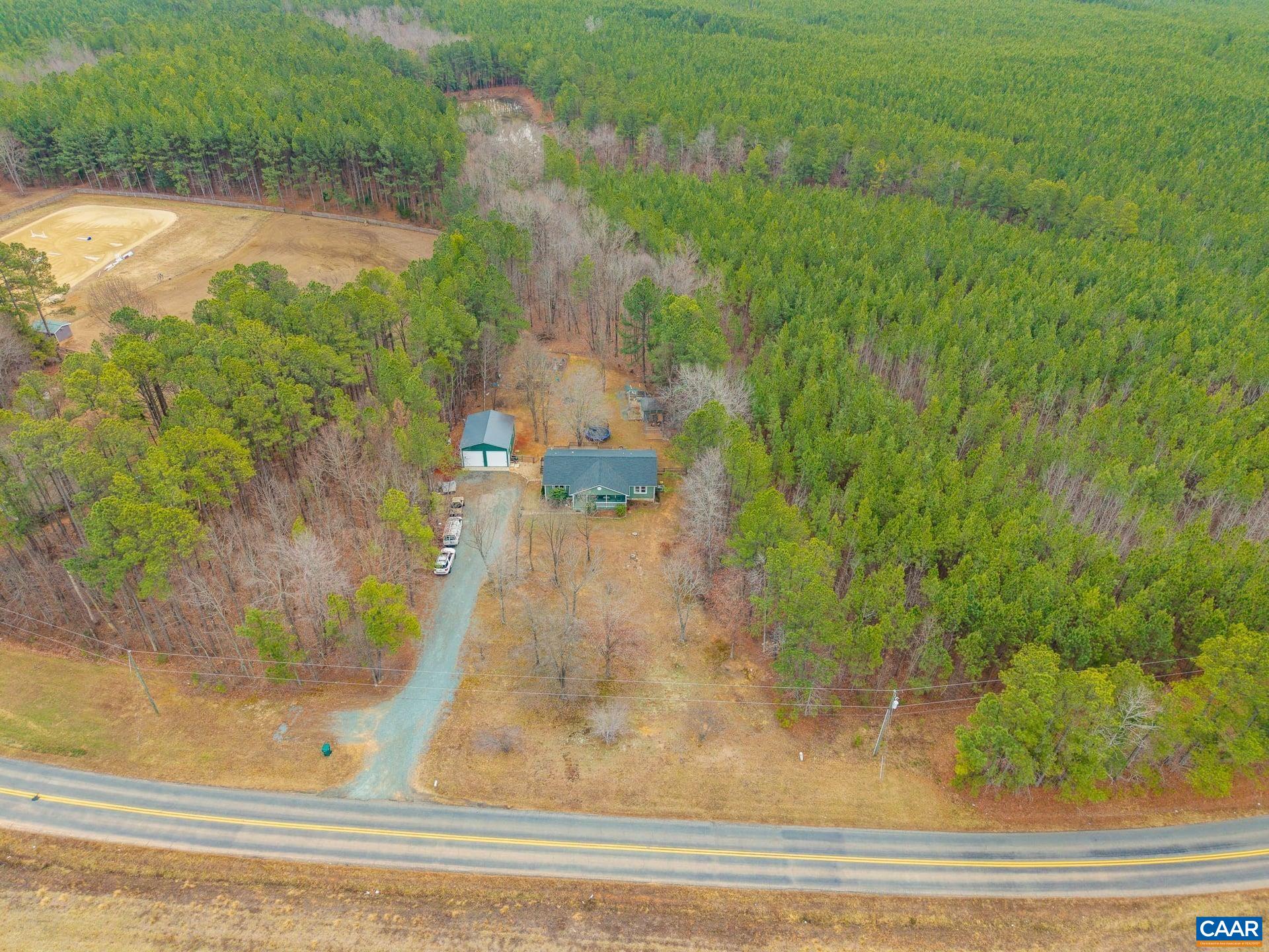 2325 Martin Kings Road Scottsville, VA 24590 - Photo 35 of 46