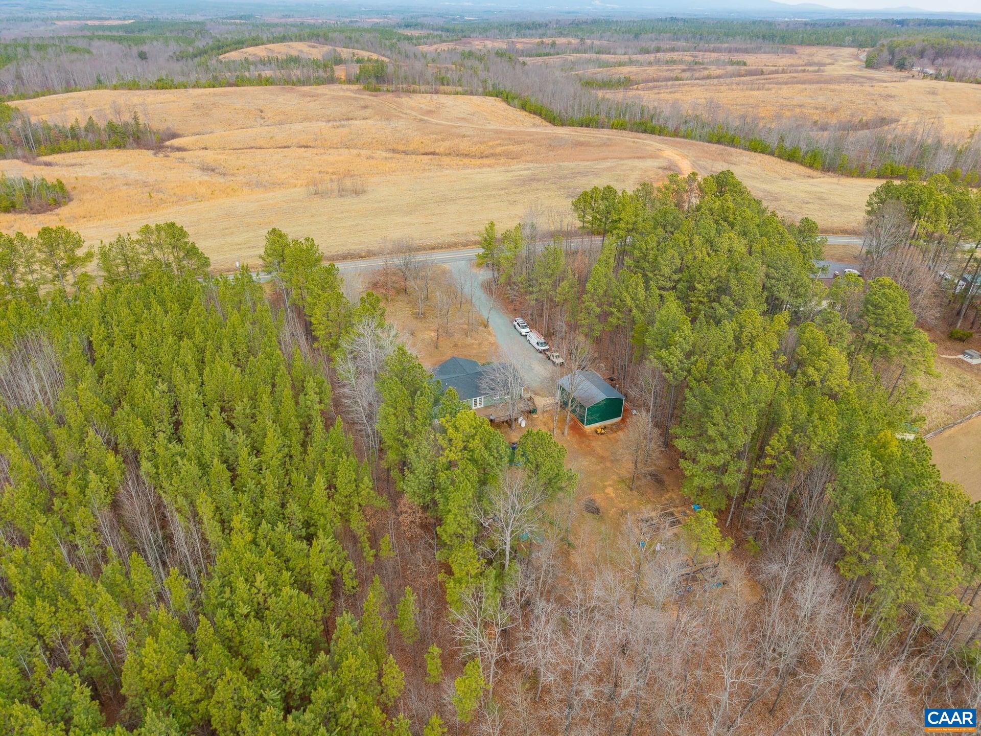 2325 Martin Kings Road Scottsville, VA 24590 - Photo 44 of 46