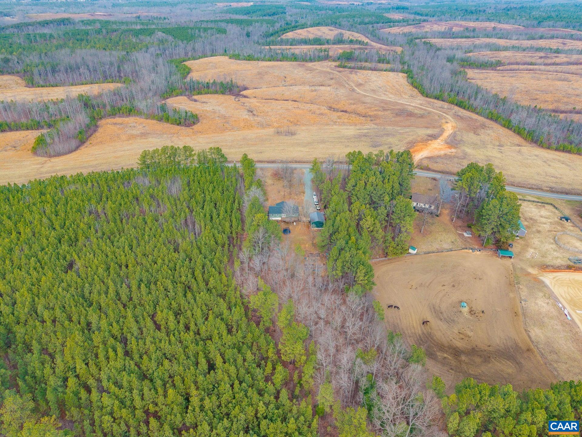 2325 Martin Kings Road Scottsville, VA 24590 - Photo 45 of 46