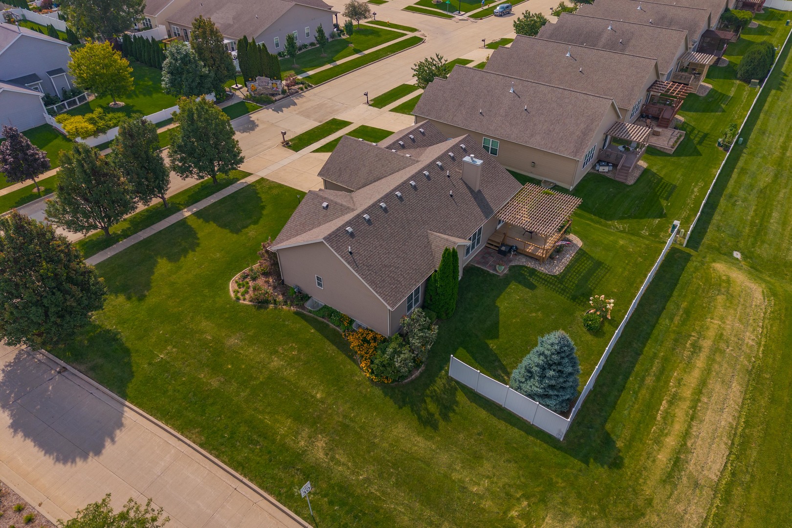 2030 Escalade Road Bloomington, IL 61705 - Photo 48 of 53 Gallery Image 48