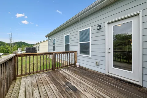 $380,000 | 932 Millstream Drive, Nashville, TN 37218