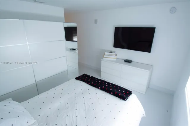 a view of walk in closet