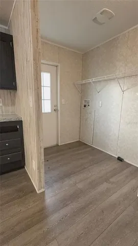 a view of a storage & utility room